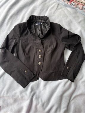 Windsor Black Button-Front Cropped Blazer Office Siren Whimsigoth